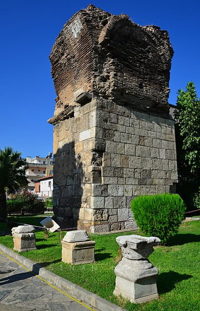 Alaşehir'de tarihi kilise