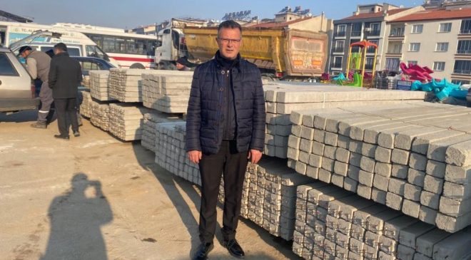 Alaşehir Belediyesinden önemli destek | Çiftçilere beton bağ direği desteği