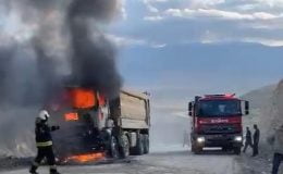 Alaşehir’de damperli kamyon alev aldı | Yürekleri ağza getiren yangın