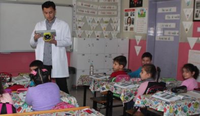 Alaşehir’de öğrencilere göz taraması | 3 bin 500 öğrenciye göz taraması