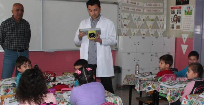 Alaşehir’de öğrencilere göz taraması | 3 bin 500 öğrenciye göz taraması