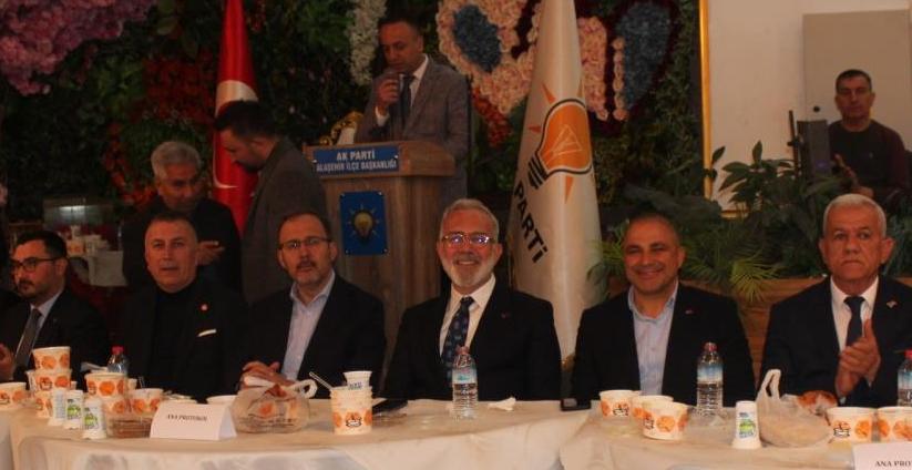 Alaşehir’e yeni bir okul müjdesi | Kasapoğlu Alaşehir’de iftar programına katıldı