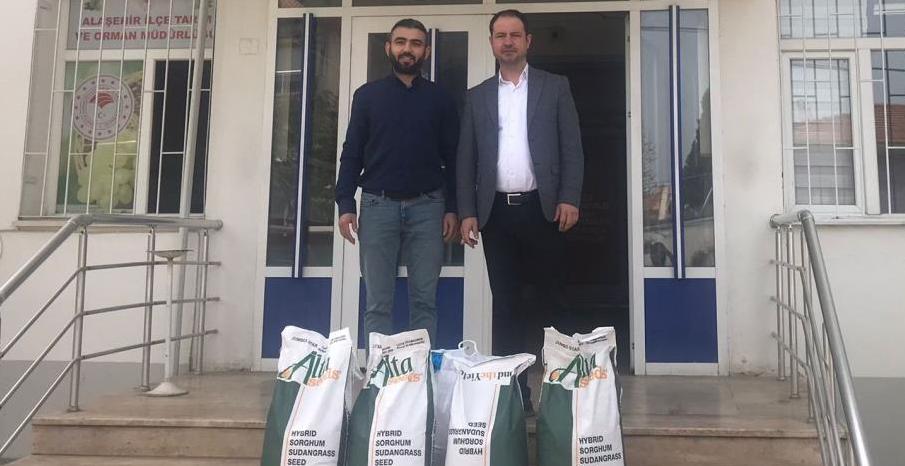 Sorgum otu Alaşehir’de yetiştirilmeye başlandı | Çiftçilere hibe desteği sunulacak